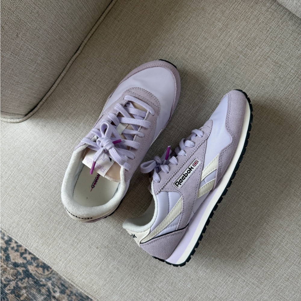 Reebok Purple Sneakers with Chunky Midsole and Mesh Upper